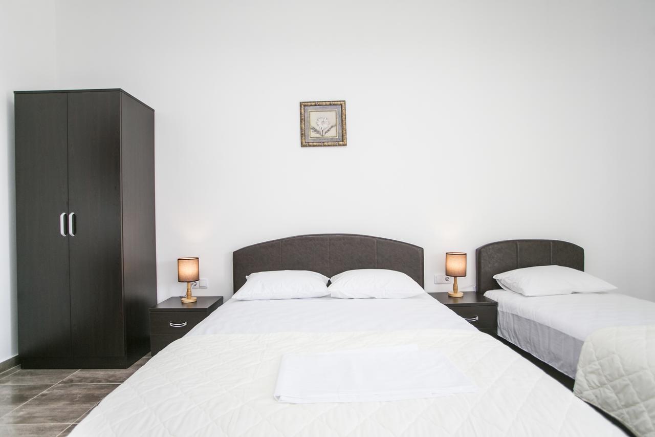 Zara Apartments Улцин Екстериор снимка